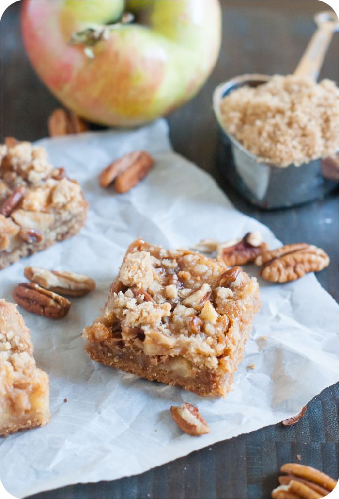 Caramel Honeycrisp Apple Bars Bake at 350°